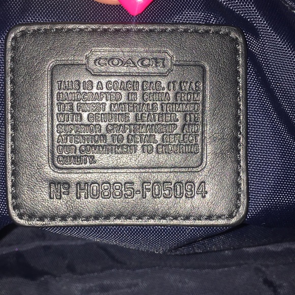 Coach carry all bag! NWOT! - Picture 8 of 9